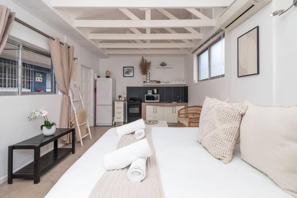 Close To Promenade - Stylish Apartment *